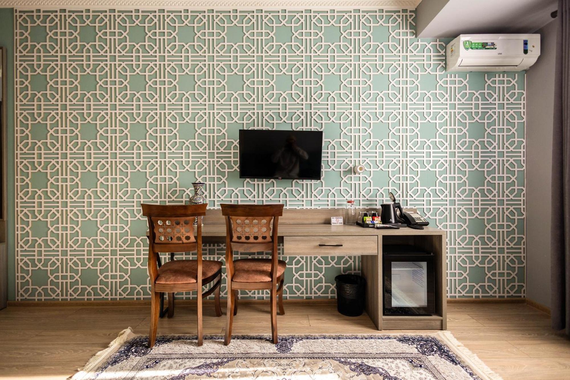 Khan Hotel Samarkand Værelse billede