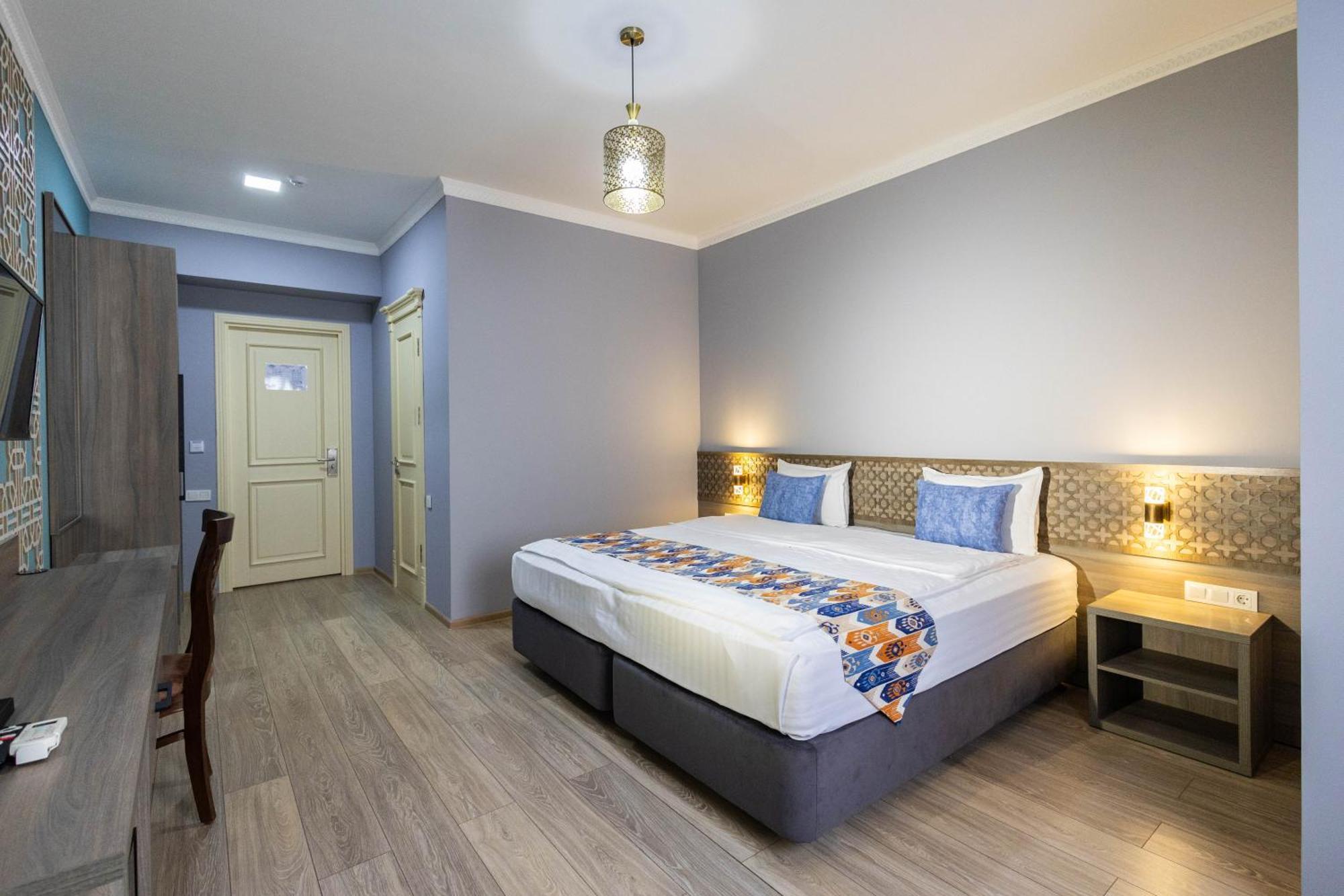 Khan Hotel Samarkand Eksteriør billede